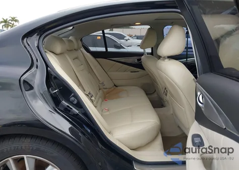 2016 Infiniti Q50 2.0T Base/2.0T Premium z USA, uszkodzony, nr VIN JN1CV7AR1GM250082